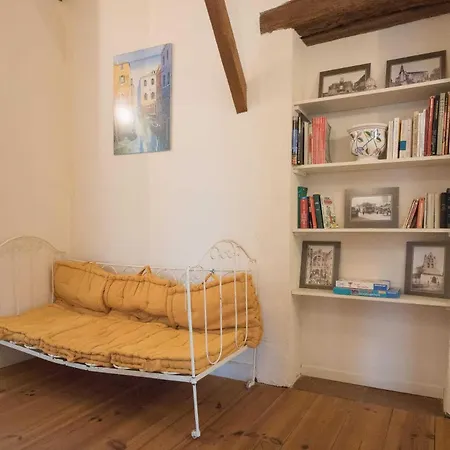 Domaine De Blanconne Feriehus *