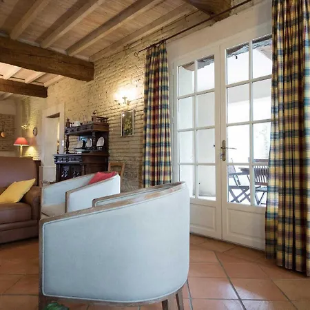 Domaine De Blanconne Feriehus *